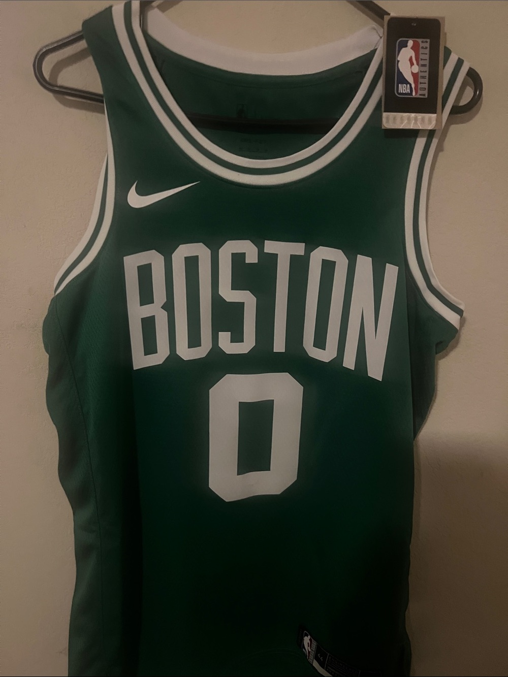 JASON TATUM MENS/UNISEX MEDUIM CELTICS JERSEY SCREEN-PRINT GREEN WHITE NWT